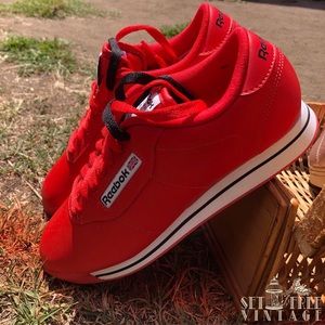 Vintage Reebok Women’s Classic Sneakers